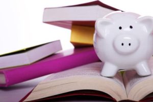 How to Effectively Finance Your Education with Part Time Work