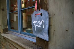 How to Open a Retail Store on a Tight Budget