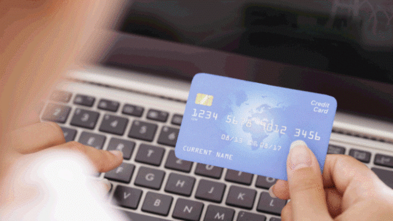 4 Ways Credit Card Alerts Can Save You Money