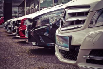 What Are the Most Popular Car Leasing Finance Options?