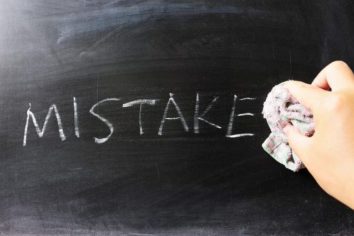 5 College Savings Mistakes a Student Can’t Afford to Make