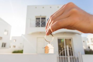 On the Hunt for a New Home? Here Are 5 Questions You Need to Answer First